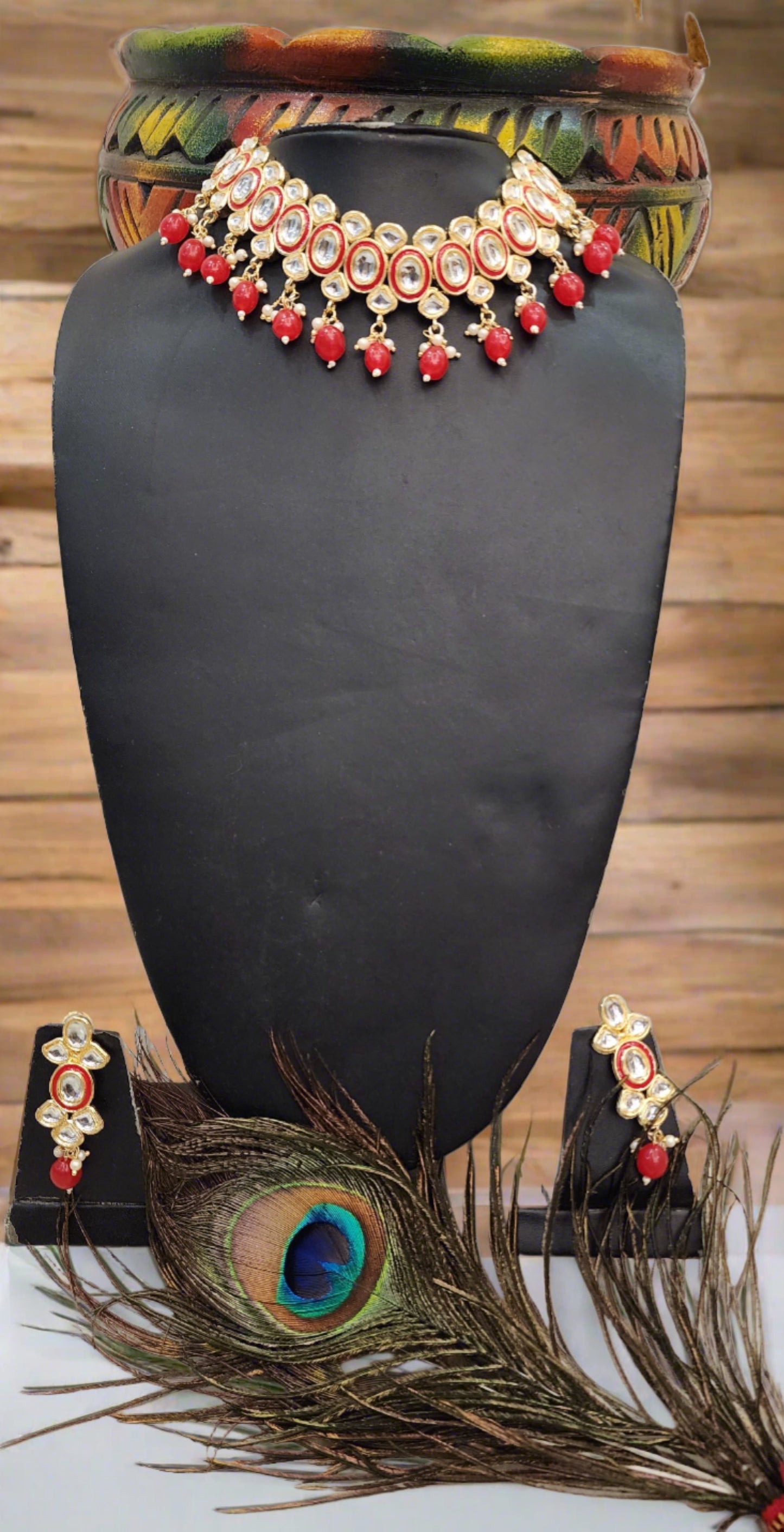 Beaded Beauty: Kundan & Meenakari Choker Necklace with Elegance