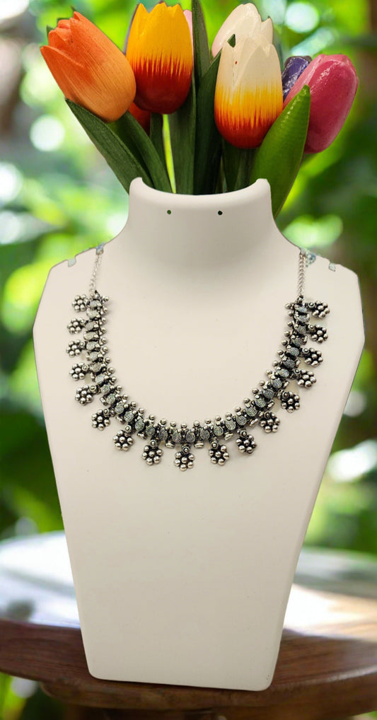 Embossed Tradition: Oxidized Kolhapuri Necklace