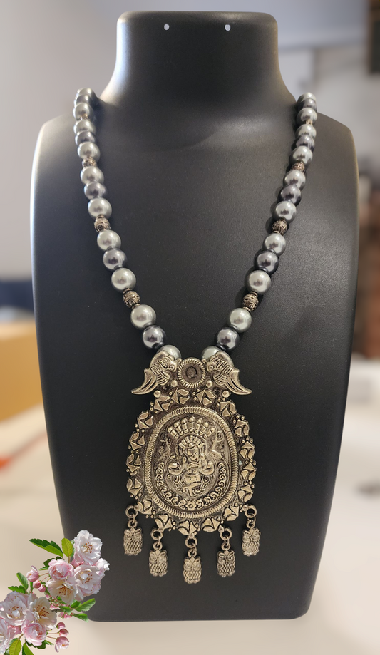 Divine Grace Freshwater Pearl Necklace