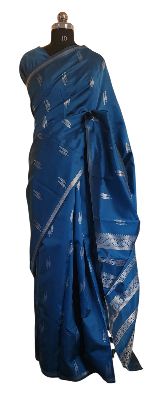 The Classic Weave Semi Silk Saree