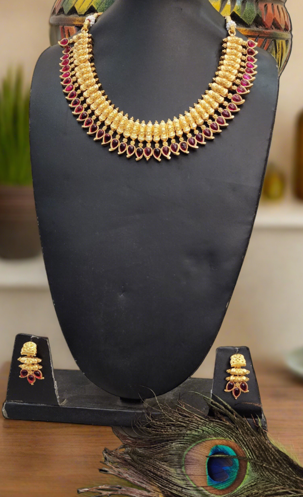 South Indian Red Stone Leaf Choker Necklace Elegance in Ruby Hues