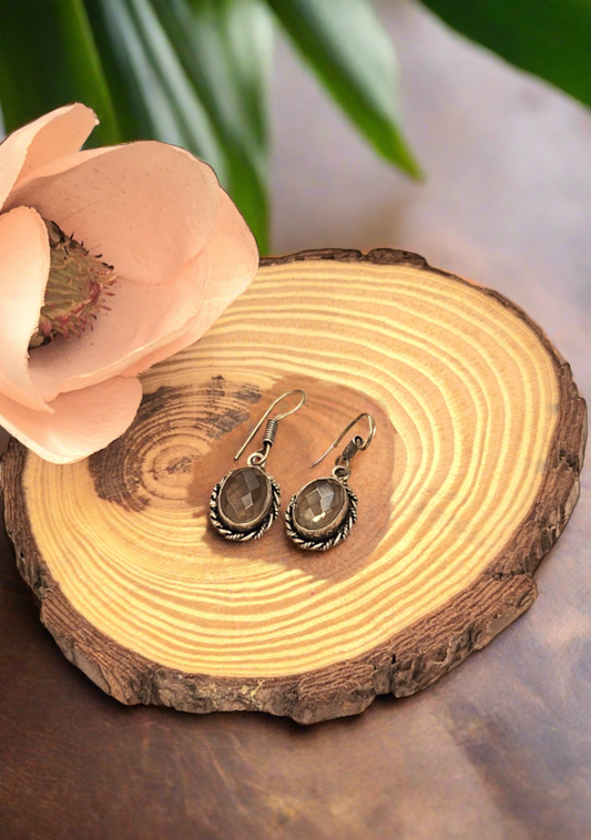 Moonlit Magic: Labradorite Gemstone Dangler