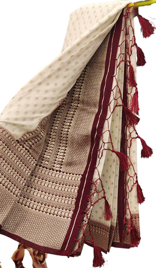 Graceful Threads: Handwoven Pure Georgette Banarasi Saree