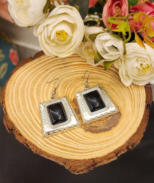 Earrings with Inlaid Black Stone