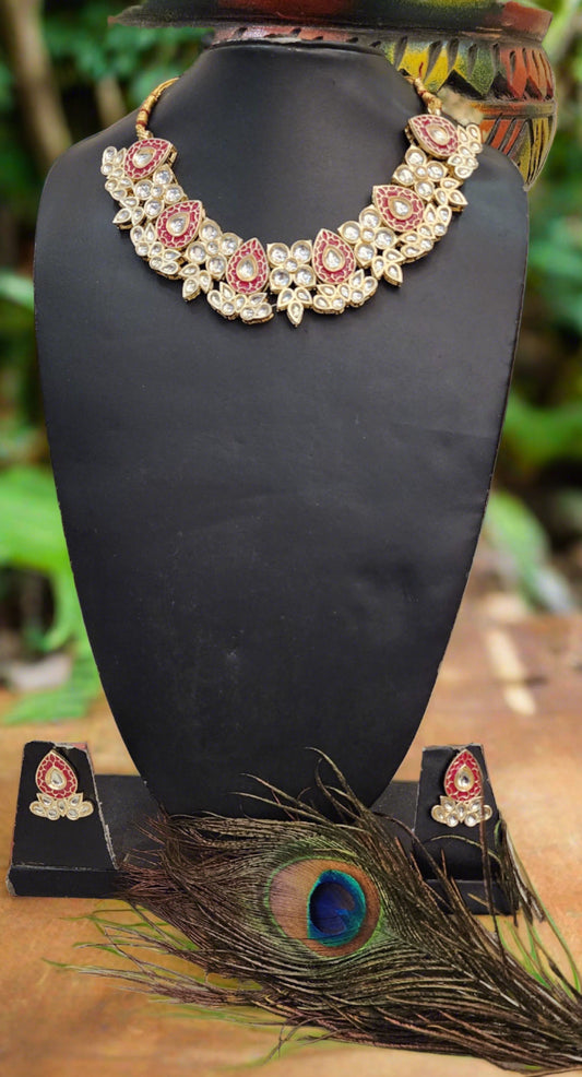 Bloom in Brilliance: Exquisite Kundan & Meenakari Choker Necklace